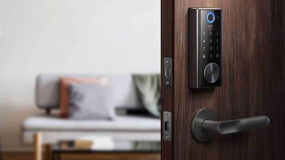Une serrure biométrique pour sécuriser et faciliter l’ouverture de votre porte d’entrée